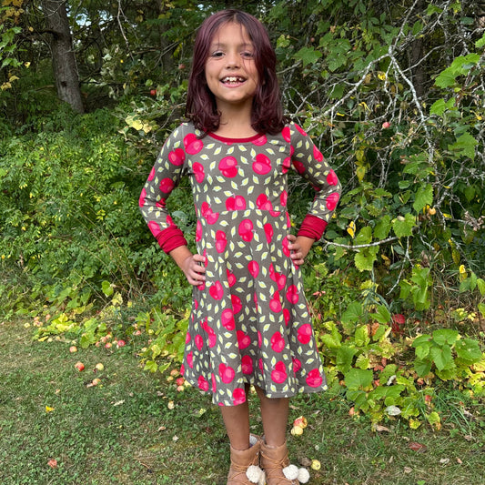 Grow with me dress - Applefest