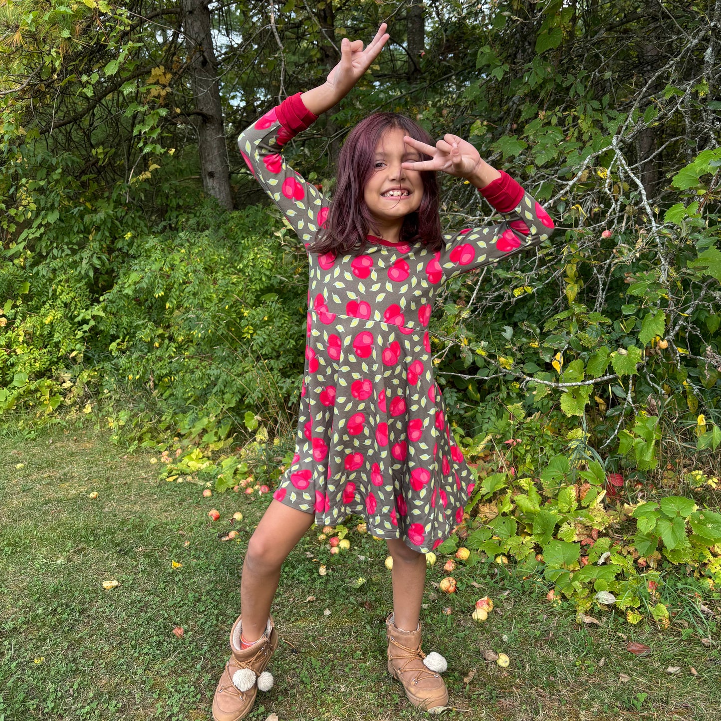 Grow with me dress - Applefest